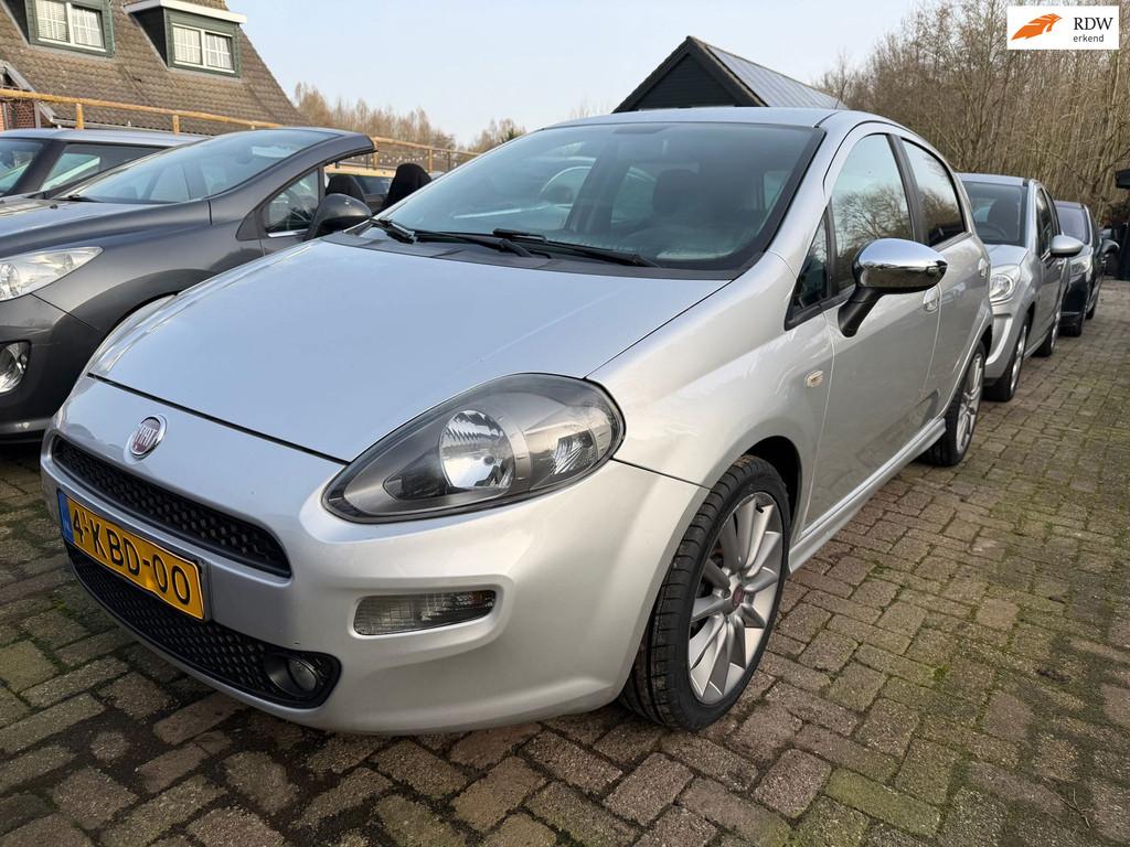 Fiat Punto Evo 0.9 TwinAir Sport Nieuwe APK t/m 02-03-2027, Voorwielaandrijving, Euro 5, 86 pk, Gebruikt