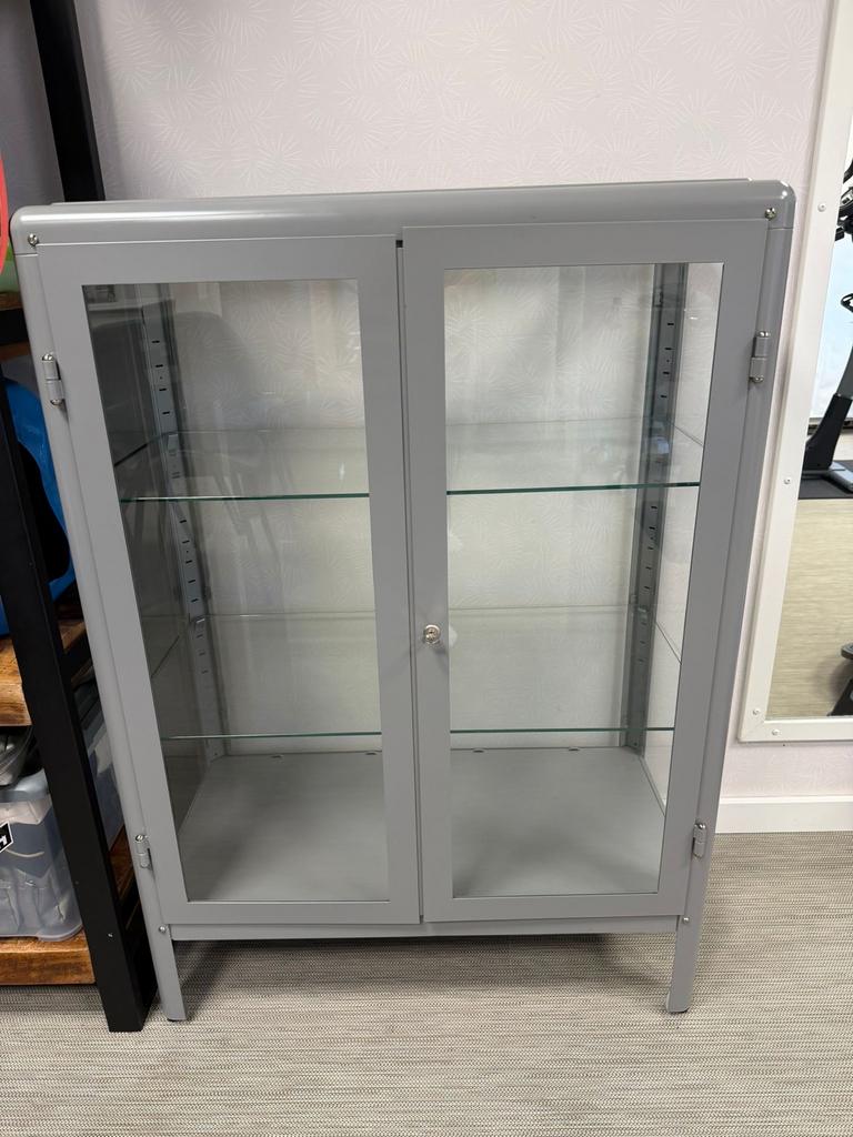 IKEA Fabrikör Vitrinekast - Grijs, Ophalen, Met deur(en), 100 tot 150 cm, 50 tot 100 cm