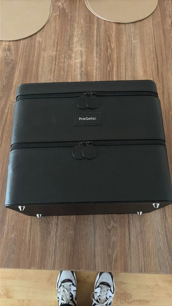 Pink Gellac koffer, Ophalen, Zwart, Zo goed als nieuw, Handen en Nagels