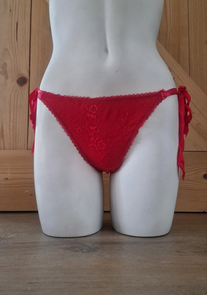 String maat l, Kleding | Dames, Ophalen of Verzenden, Rood, String