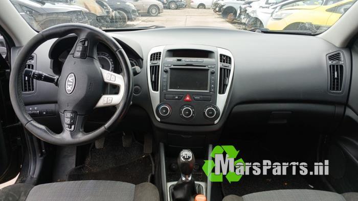 Radio van een Kia Ceed, -, -, Ophalen of Verzenden, -