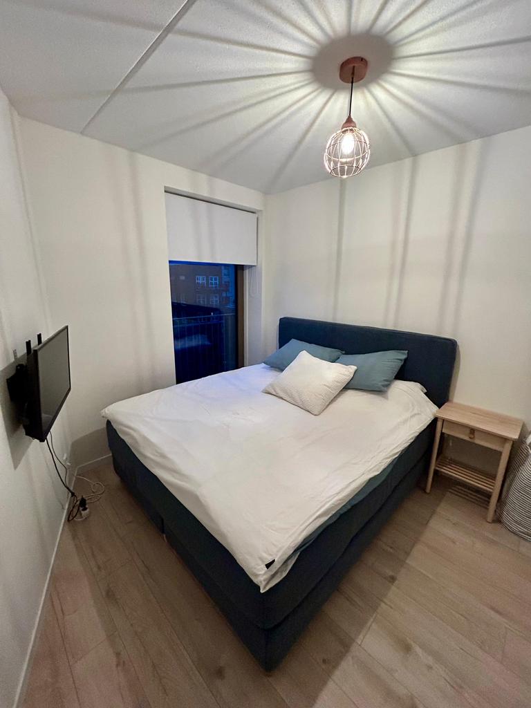 IKEA Boxspring Dunvik 180x200cm - uitstekende staat, Ophalen, Zo goed als nieuw