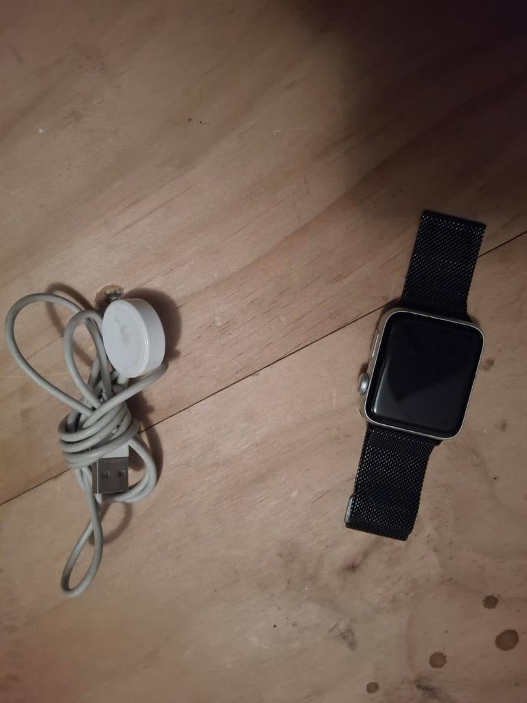 Apple Watch Series 2 + Milanese Loop vandaag maar 25 euro!!, Gebruikt, IOS, Ophalen of Verzenden, Waterdicht