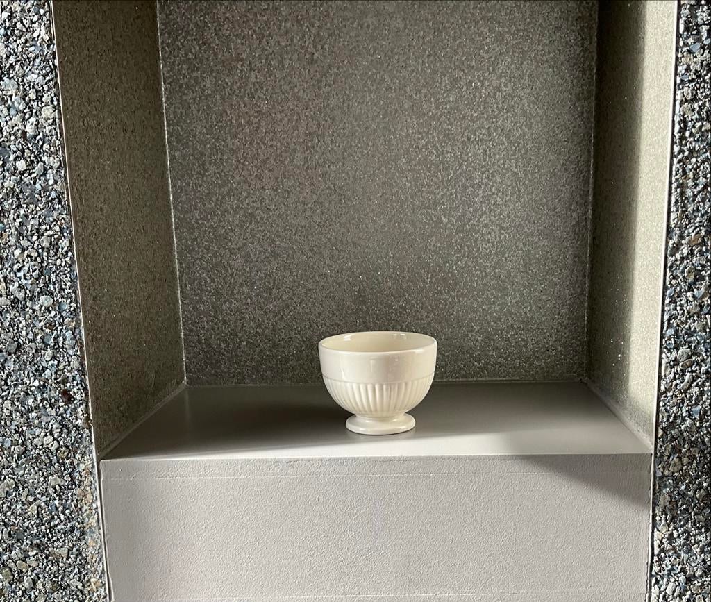 Wedgwood kommetje - Crème wit met ribbels, Antiek en Kunst, Ophalen