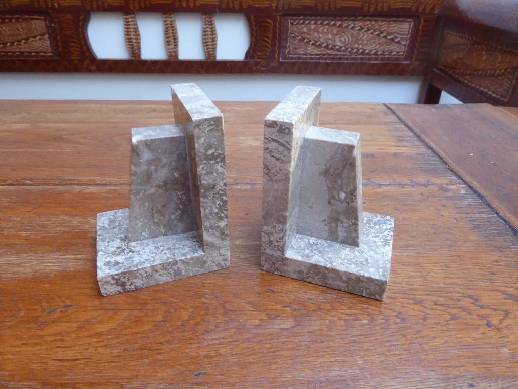 2 art deco marmeren boekensteunen