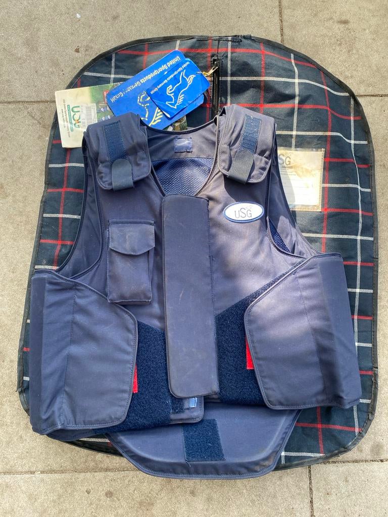 USG body protector maat S volwassene, Dieren en Toebehoren, Paarden en Pony's | Overige Paardenspullen, Ophalen of Verzenden, Gebruikt