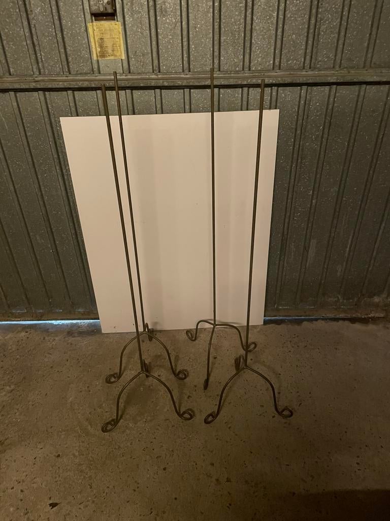 4 ijzeren standaards, Ophalen, Zo goed als nieuw