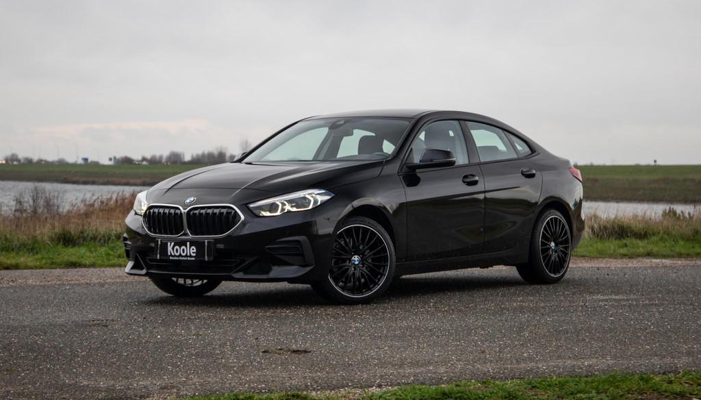 BMW 2-serie Gran Coupé 218i Introduction Edition NAVI / CAR, Gebruikt, Euro 6, 1350 kg, Zwart