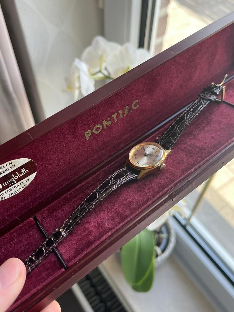 Vintage Pontiac horloge met doos, Ophalen of Verzenden, Zo goed als nieuw, Leer, Overige merken