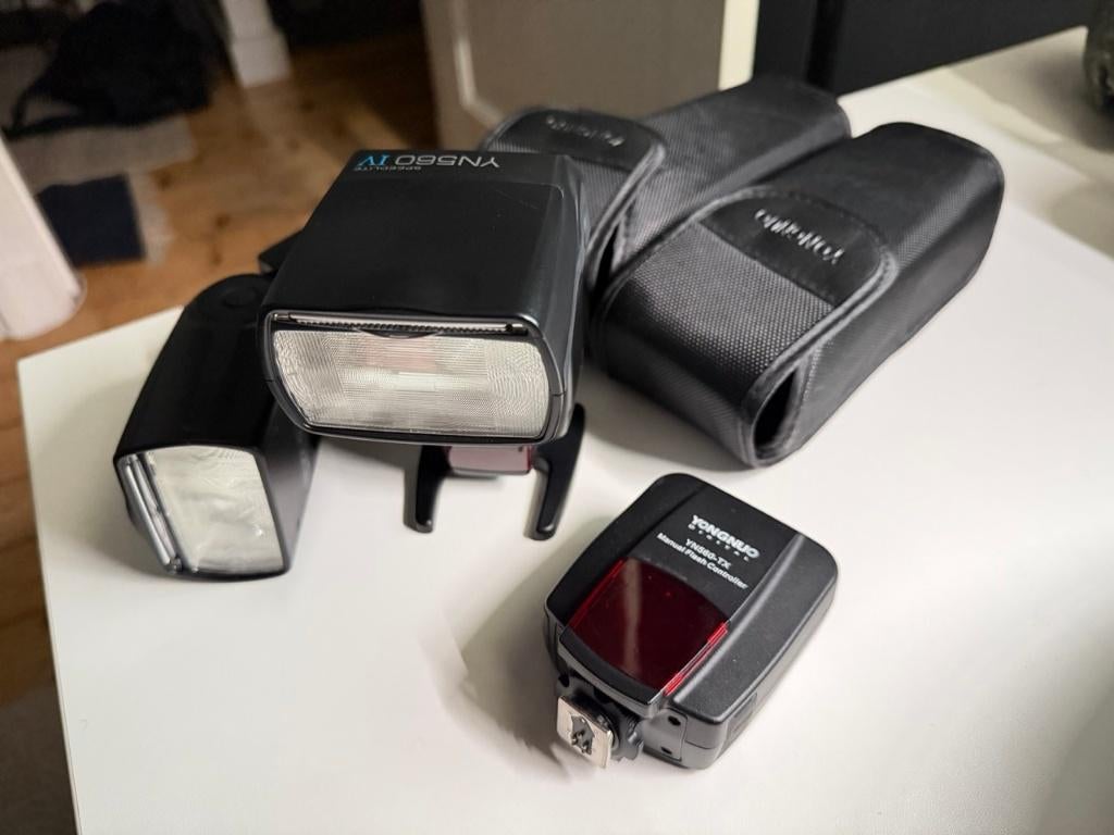 Yongnuo draadloze flitsset – YN560-TX + 2 YN560 IV, Ophalen, Zo goed als nieuw, Overige merken, Kantelbaar