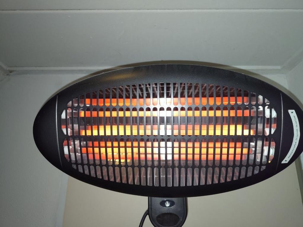 Terrasverwarming Quartz 2000W, Tuin en Terras, Terrasverwarmers, Zo goed als nieuw, Elektrisch, Vloer, Draaibaar, Ophalen