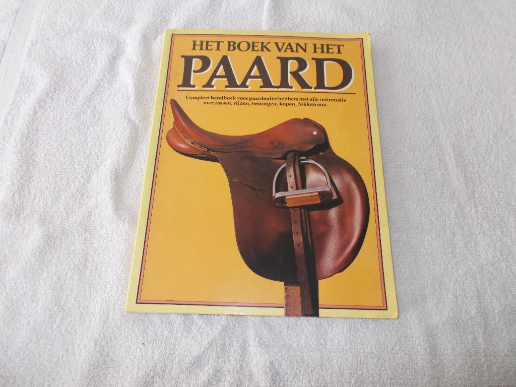 5 nuttige en leerzame boeken voor de Paardenliefhebber., Boeken, Ophalen of Verzenden, Zo goed als nieuw, Paarden of Pony's, Diverse auteurs