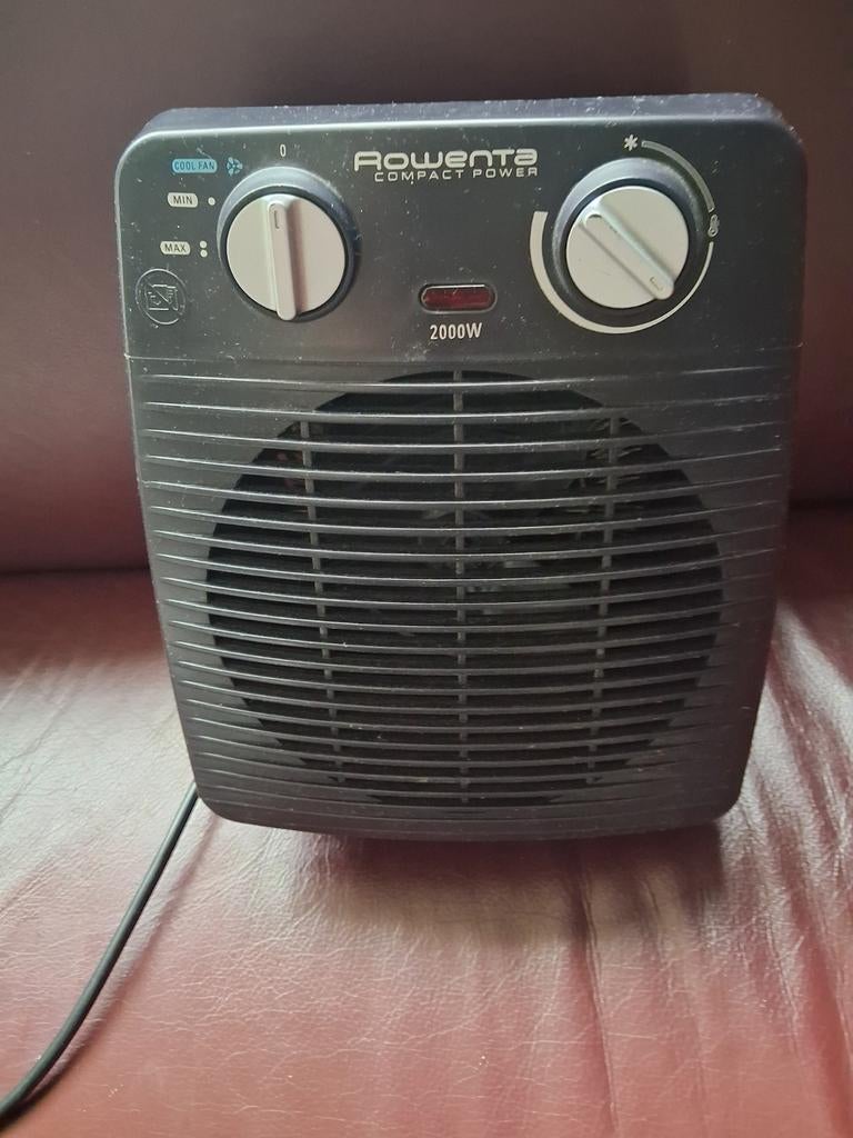 Te Koop: klein kacheltje (Rowenta) werkt prima.BIEDEN, Ophalen of Verzenden, Elektrisch, Overige soorten