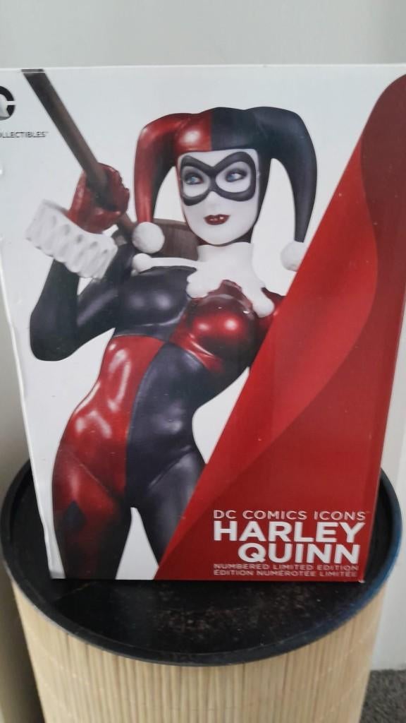 harley quinn beeld schaal 1/6, Ophalen of Verzenden, Nieuw, Mens