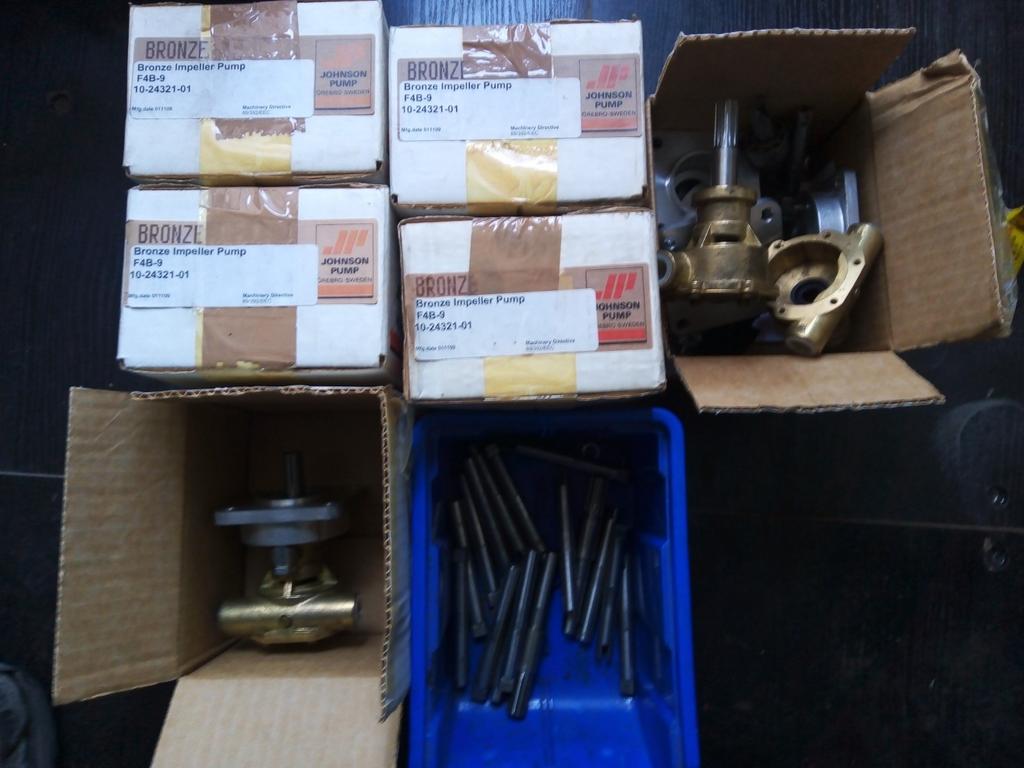 Johnson waterpompen partij nieuw, Watersport en Boten, Ophalen of Verzenden, Nieuw, Motor en Techniek, Zeilboot of Motorboot
