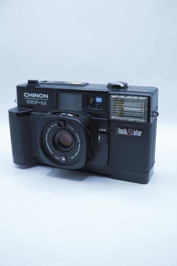 Chinon 35 F-M // 35 mm Camera // Analoog, Audio, Tv en Foto, Fotocamera's Analoog, Ophalen of Verzenden, Zo goed als nieuw, Compact