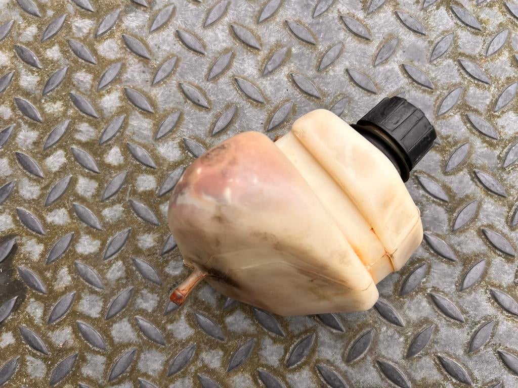 Koelvloeistof tankje Puch Zip SP 98 kvs radiateur onderdelen, Ophalen of Verzenden, Puch, SP 98, Zip