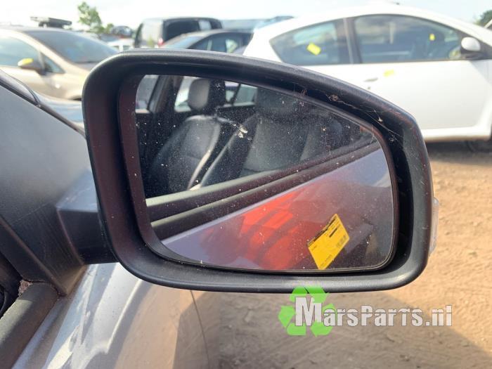 Buitenspiegel rechts van een Renault Megane, Gebruikt, -, Renault, -