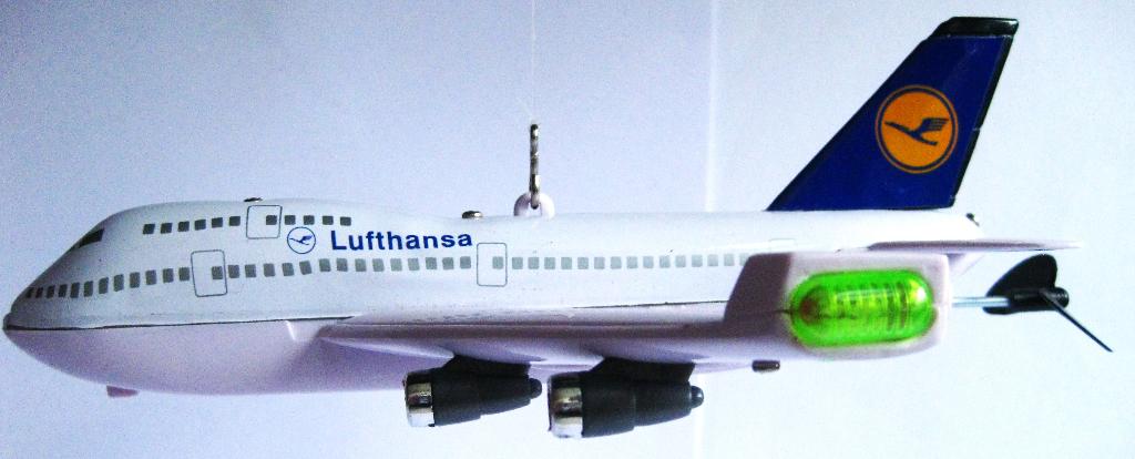 Lufthansa Vliegtuig Draaiende Propeller/Lichtjes/Motorgeluid, Ophalen of Verzenden, Zo goed als nieuw