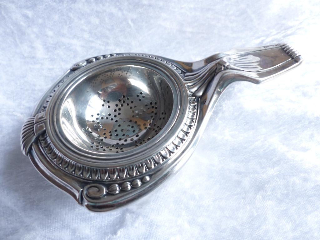 Prachtig Zwaar Zilveren Theezeefje met lekbakje - Art Deco, Antiek en Kunst, Antiek | Goud en Zilver, Verzenden, Zilver