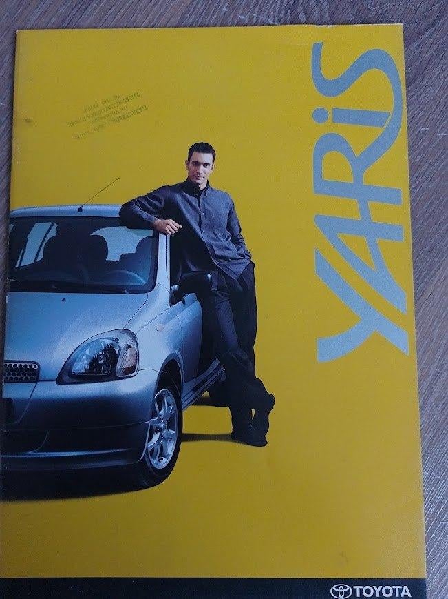 Toyota Yaris autofolder 1999, Ophalen of Verzenden, Zo goed als nieuw, Toyota