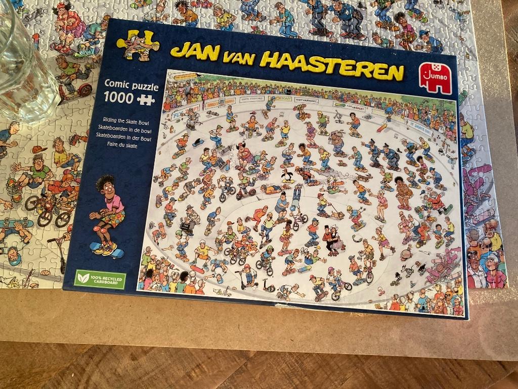 Jan van Haasteren - Skateboarden in de bowl 1000 stuks, Ophalen of Verzenden, 500 t/m 1500 stukjes, Zo goed als nieuw, Legpuzzel
