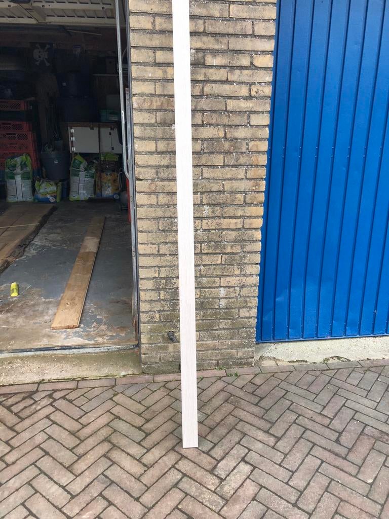 Nieuwe plinten, Doe-het-zelf en Verbouw, Hout en Planken, Gebruikt, Minder dan 25 mm, Ophalen of Verzenden, Plank