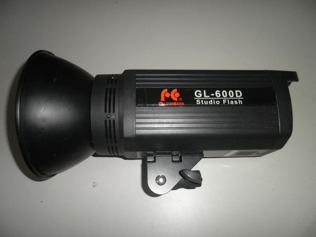 falcon eyes gl600d, Ophalen of Verzenden, Gebruikt, Lamp of Flitsset