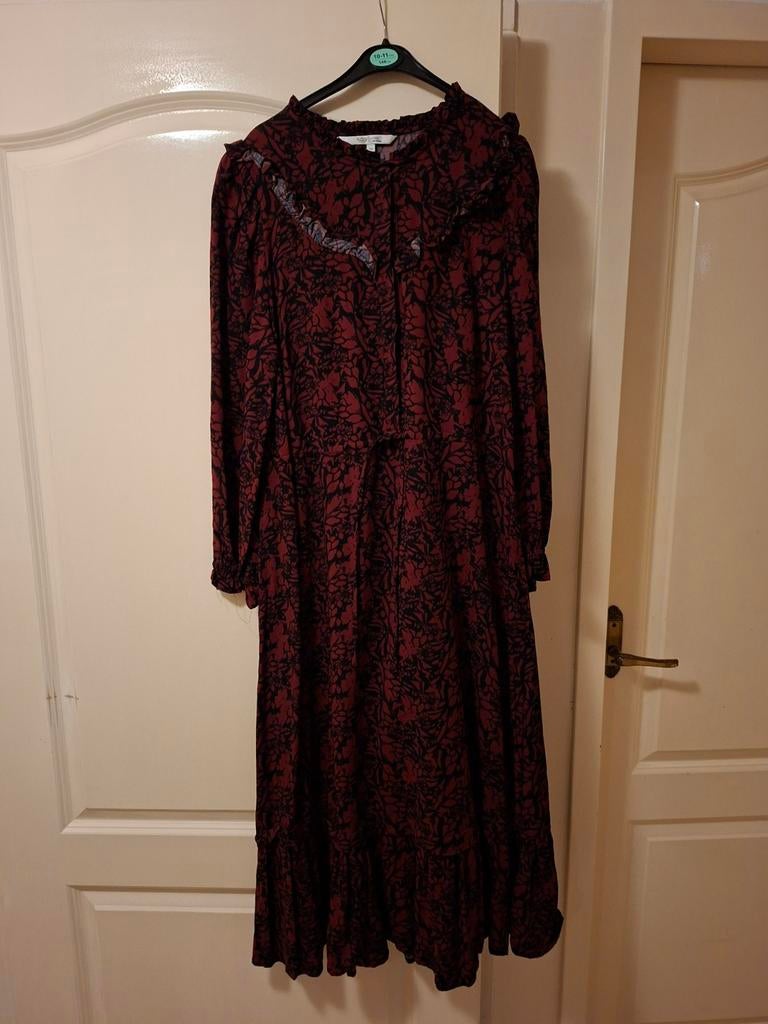 Miljuschka jurk maat 40 / L nieuw, Zwart, Maat 42/44 (L), Nieuw, Onder de knie