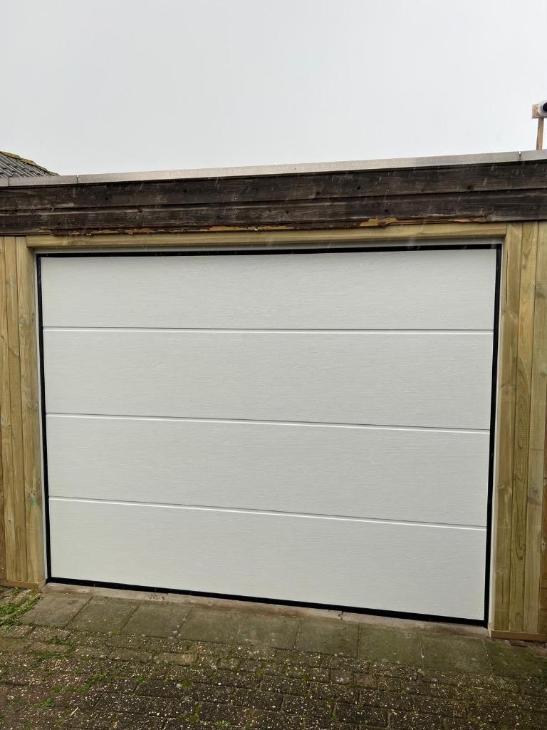Goedkope garagedeuren, Ophalen, 120 cm of meer, 215 cm of meer, Garagedeur