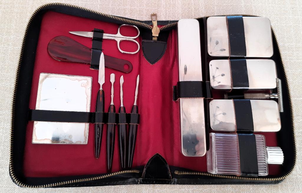 Vintage toiletreisset in originele leder tas, Ophalen of Verzenden