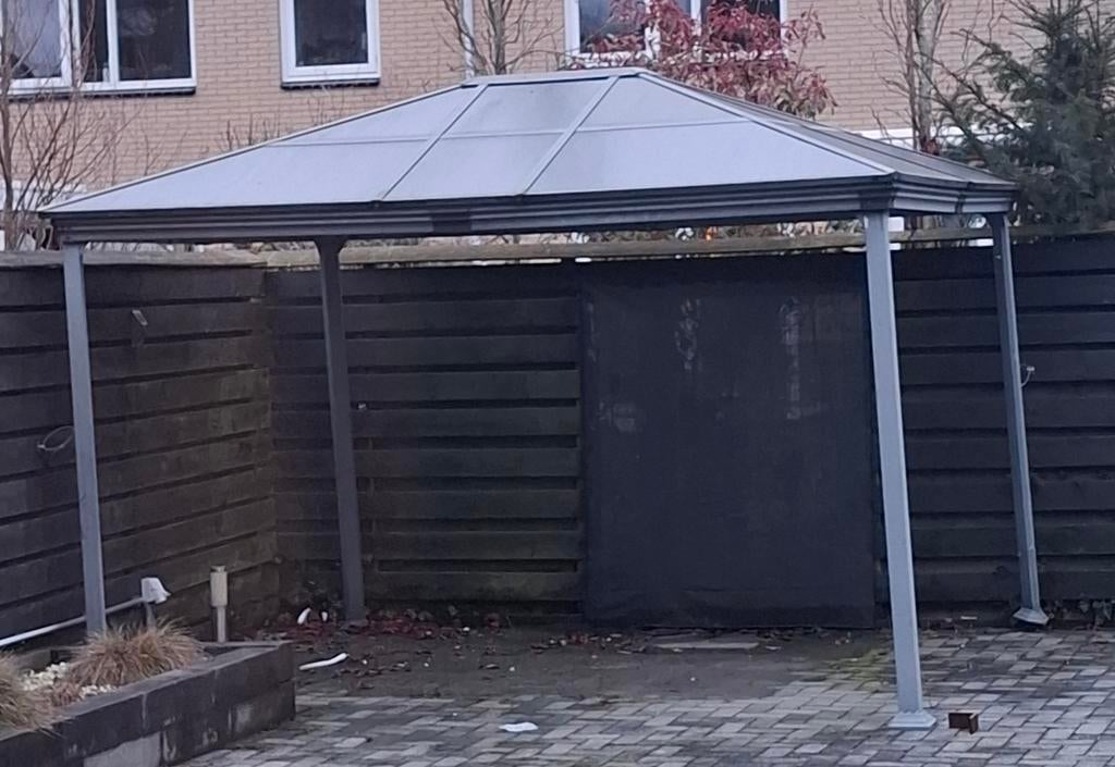 Goeie overkapping, Ophalen