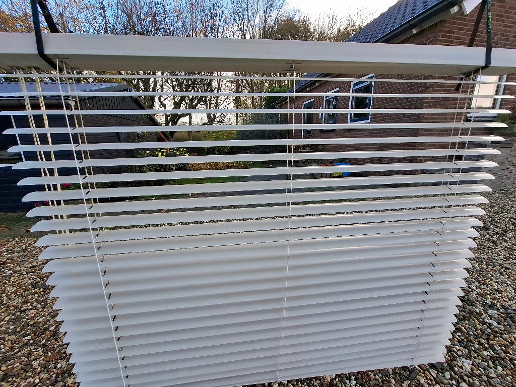 Luxaflex Jaloezieen retro-style 5 cm breed aluminium, Ophalen, Zo goed als nieuw