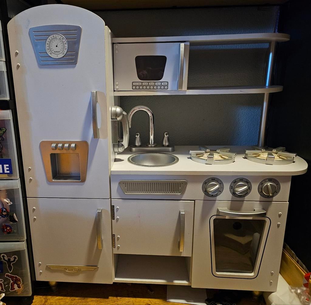 Kidkraft keukentje met mega veel accessoires, Kinderen en Baby's, Speelgoed | Speelkeukens, Ophalen, Zo goed als nieuw