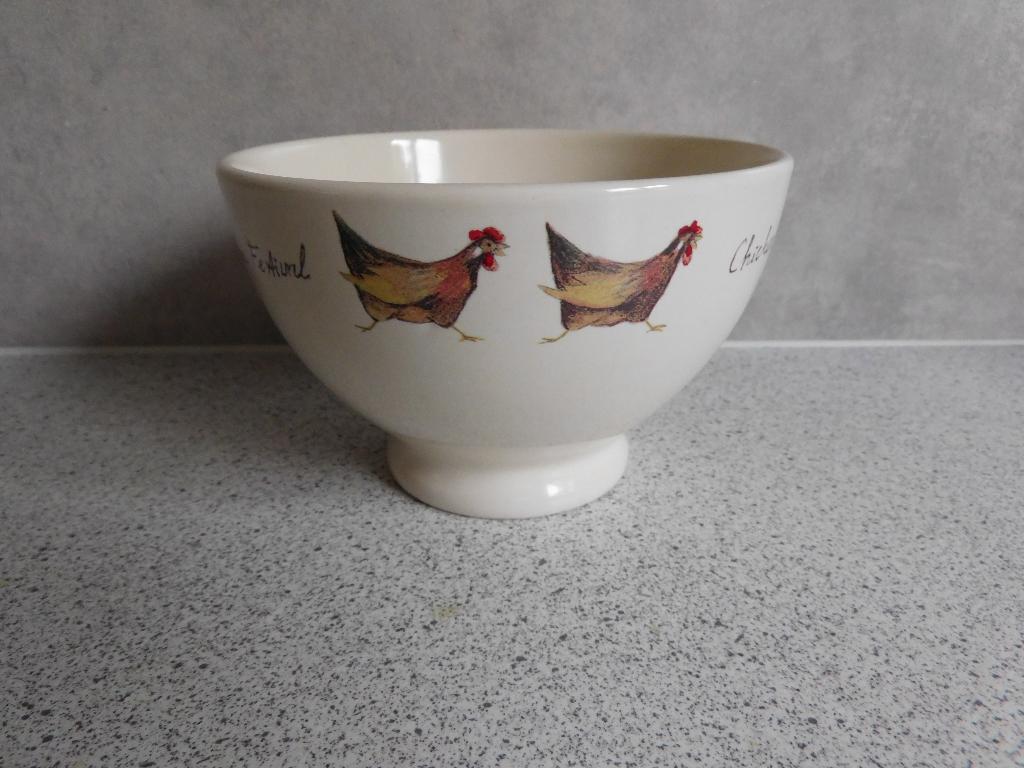 Kom 13 cm. Chicken Festival JET by ter Steege, Ophalen of Verzenden, Zo goed als nieuw, Kom(men), Overige stijlen