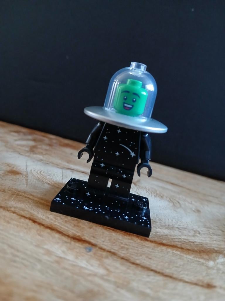Lego minifigure series 26 flying saucer costume fan, Ophalen of Verzenden, Nieuw