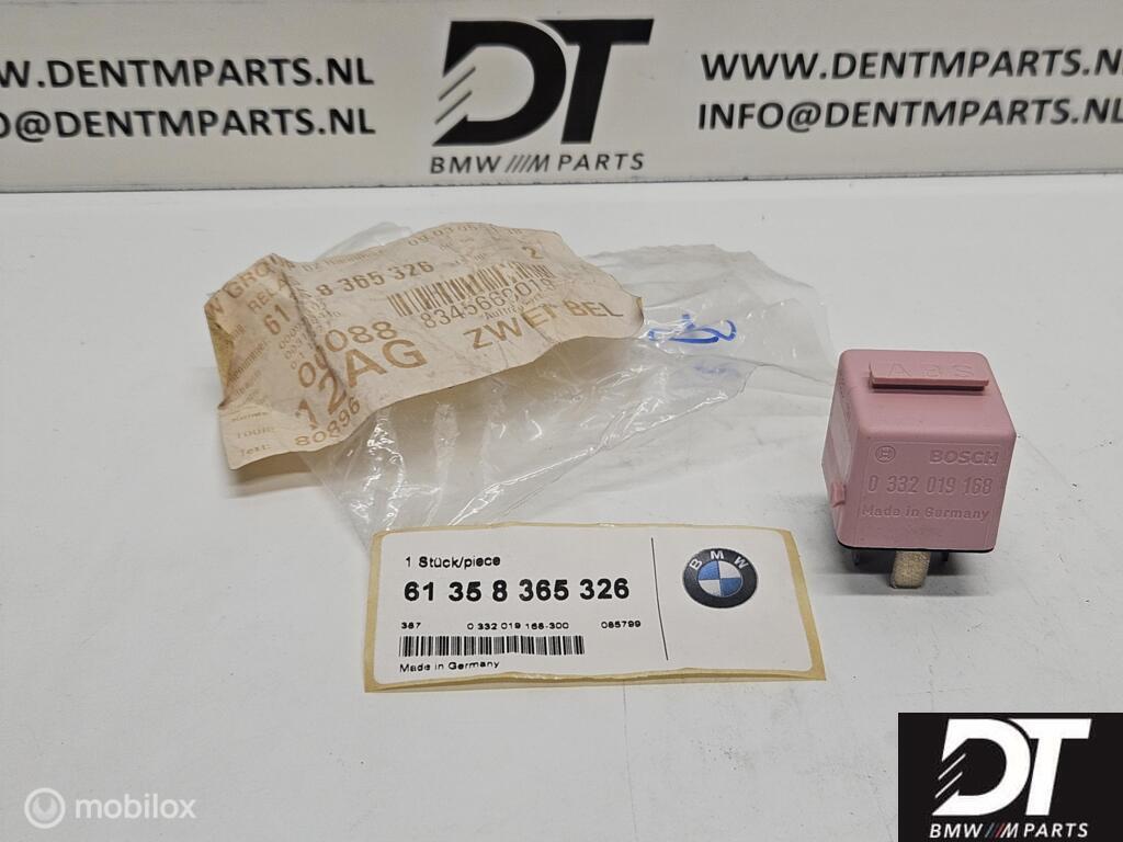 Relais roze ABS BMW E34 E39 E38 E31 61358365326, Nieuw, Ophalen of Verzenden, BMW, BMW