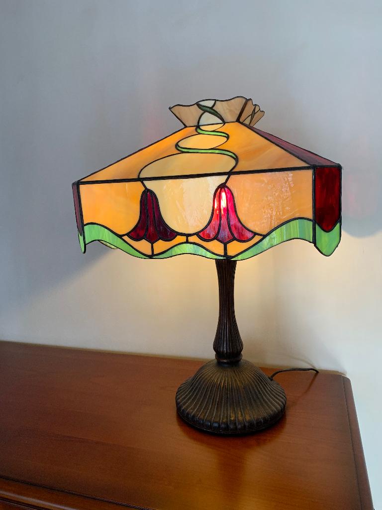AIBOTY Tulp glas in lood lampenkap vervanging voor tafellamp plafondlamp, Tiffany stijl 12 inch rood paars tulp glazen kap voor bureaulamp hanglamp kroonluchter,Blauw