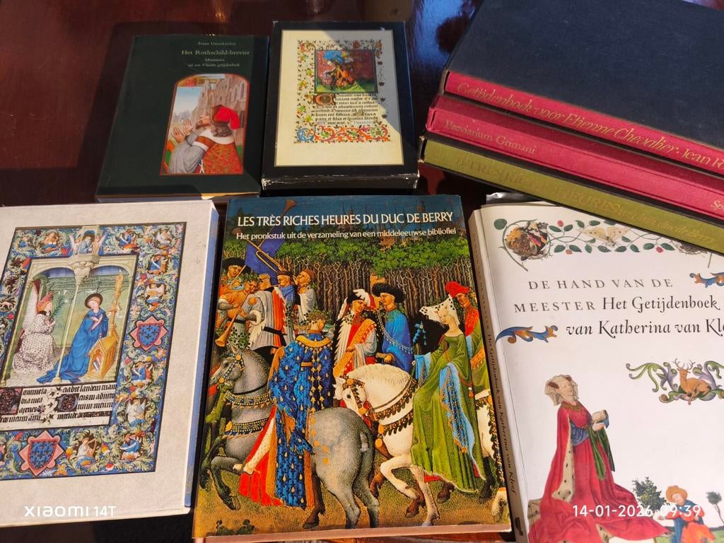 Diverse middeleeuwse getijdenboeken, Ophalen of Verzenden, Gelezen, Diverse