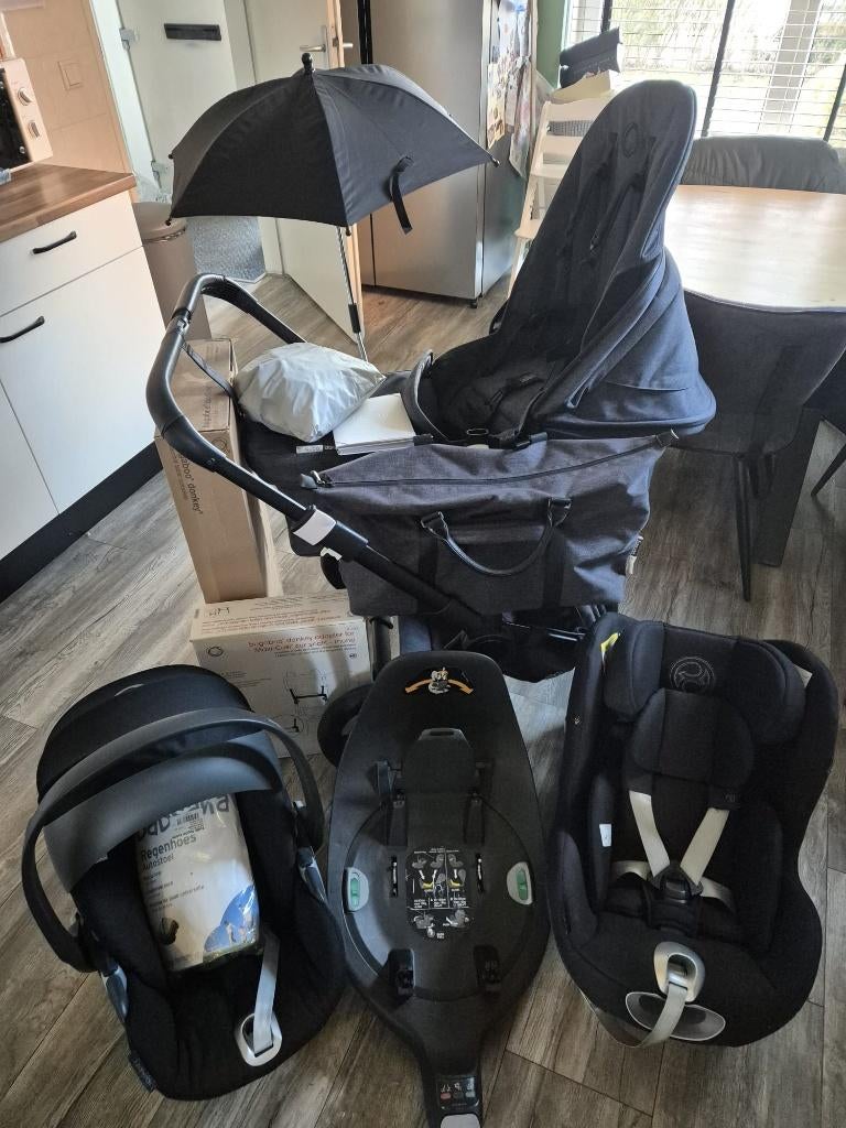 Bugaboo Donkey 3 duowagen + 2x Cybex autostoel (0 - 4 jaar), Kinderen en Baby's, Kinderwagens en Combinaties, Zo goed als nieuw