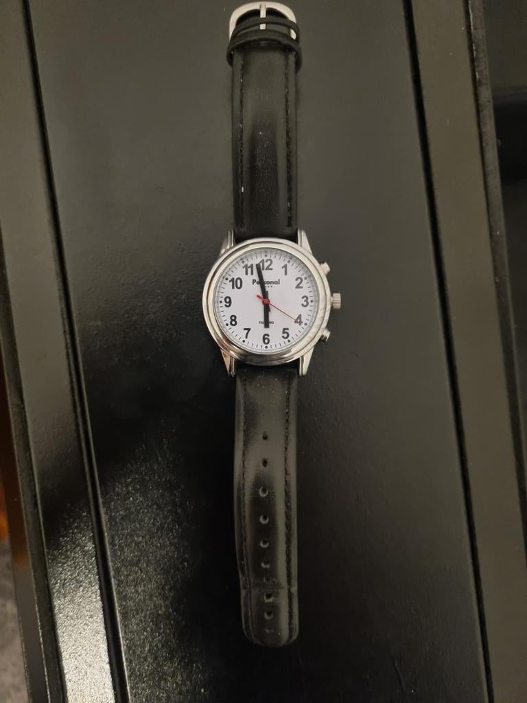 Stijlvol polshorloge met lederen band, Overige merken, Staal, Polshorloge, Ophalen of Verzenden