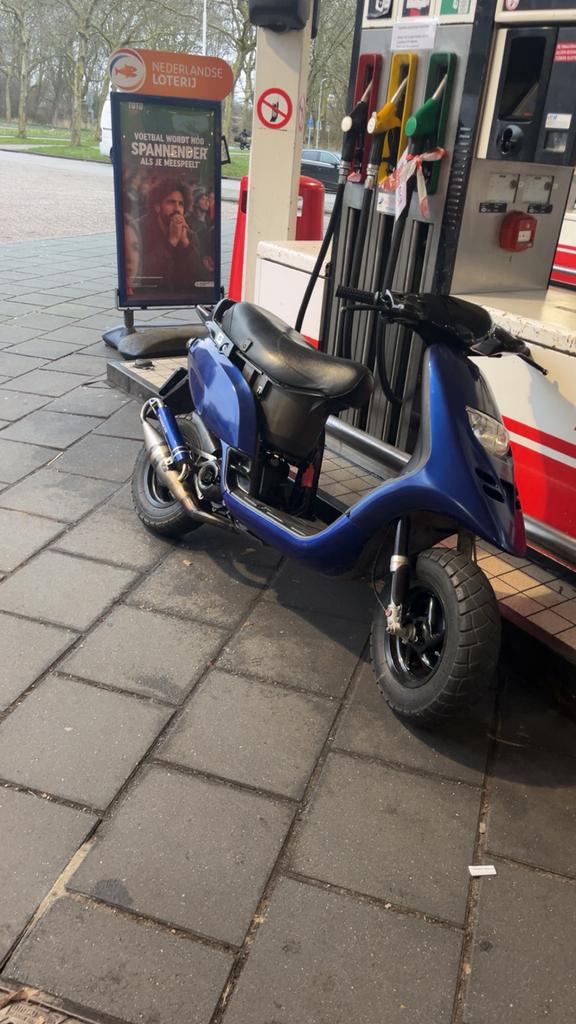 Verse Gilera Typhoon 70 cc - Stage6 (brom), Ophalen, Zo goed als nieuw, Tweetakt, Overige modellen