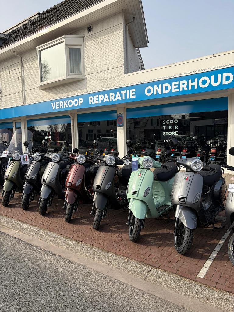 🇮🇹NIEUWE GTS TOSCANA SCOOTERS🇮🇹 25&45 km 3jaar GARANTIE, Fietsen en Brommers, Snorfietsen en Snorscooters, Ophalen of Verzenden