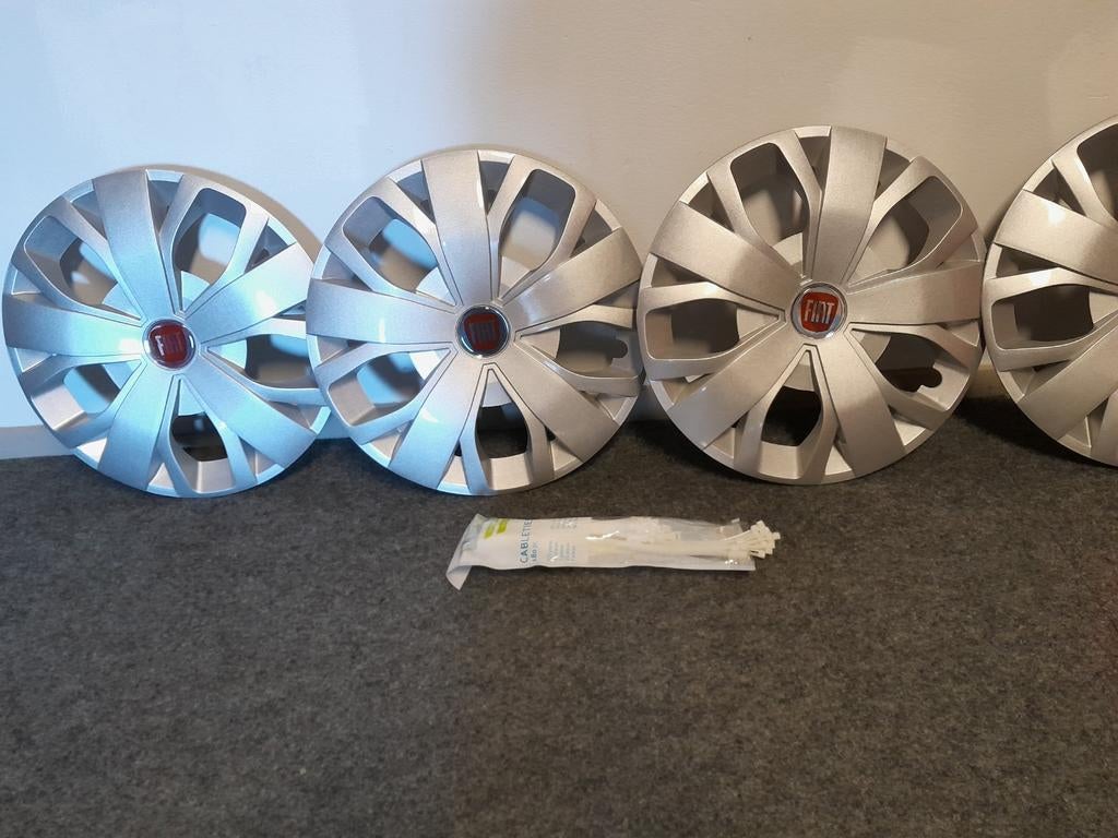Nieuwe 19 inch wieldoppen Fiat Ducato (verkeerd besteld), Auto diversen, Wieldoppen, Ophalen, Nieuw