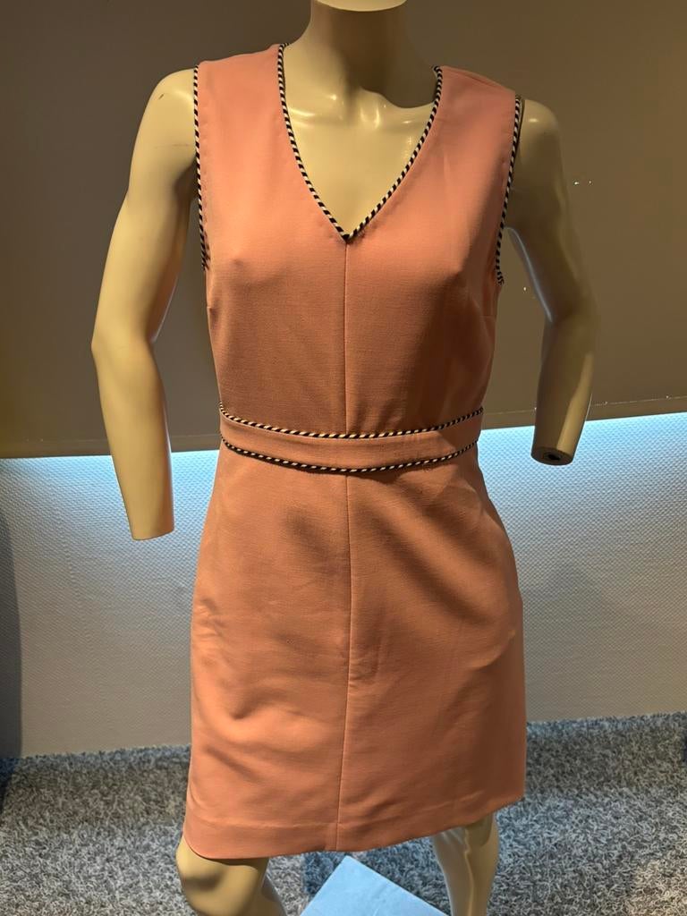 Diane von furstenberg jurkje maat 6. Valt als s, Ophalen of Verzenden, Zo goed als nieuw, Roze, Maat 36 (S)