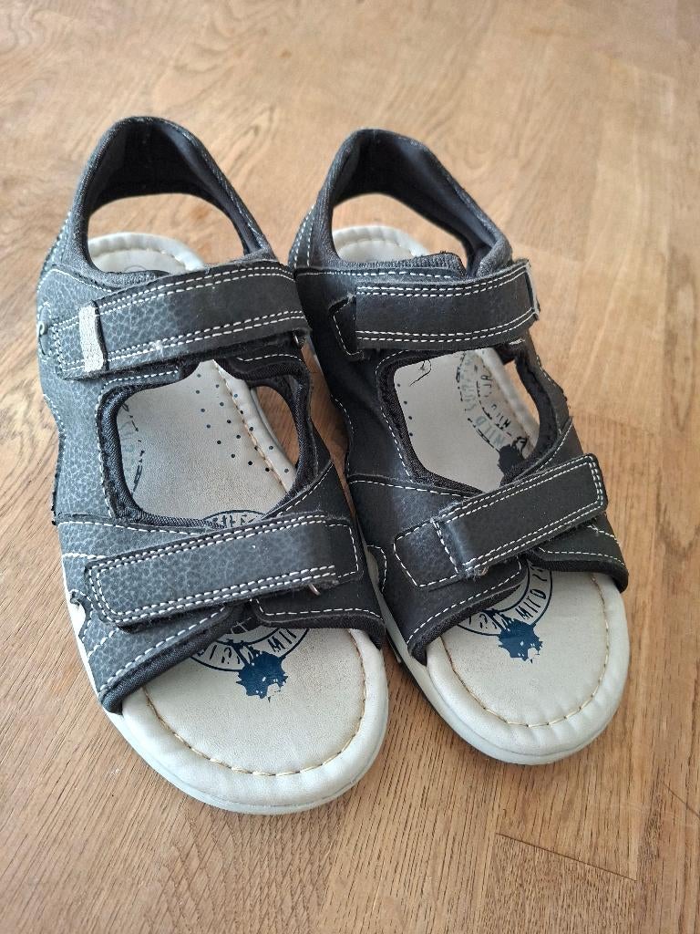 Arrested sandalen antraciet maat 36, Anneonline, Steenbergen, Gebruikt, Shop@wesell4u.nl