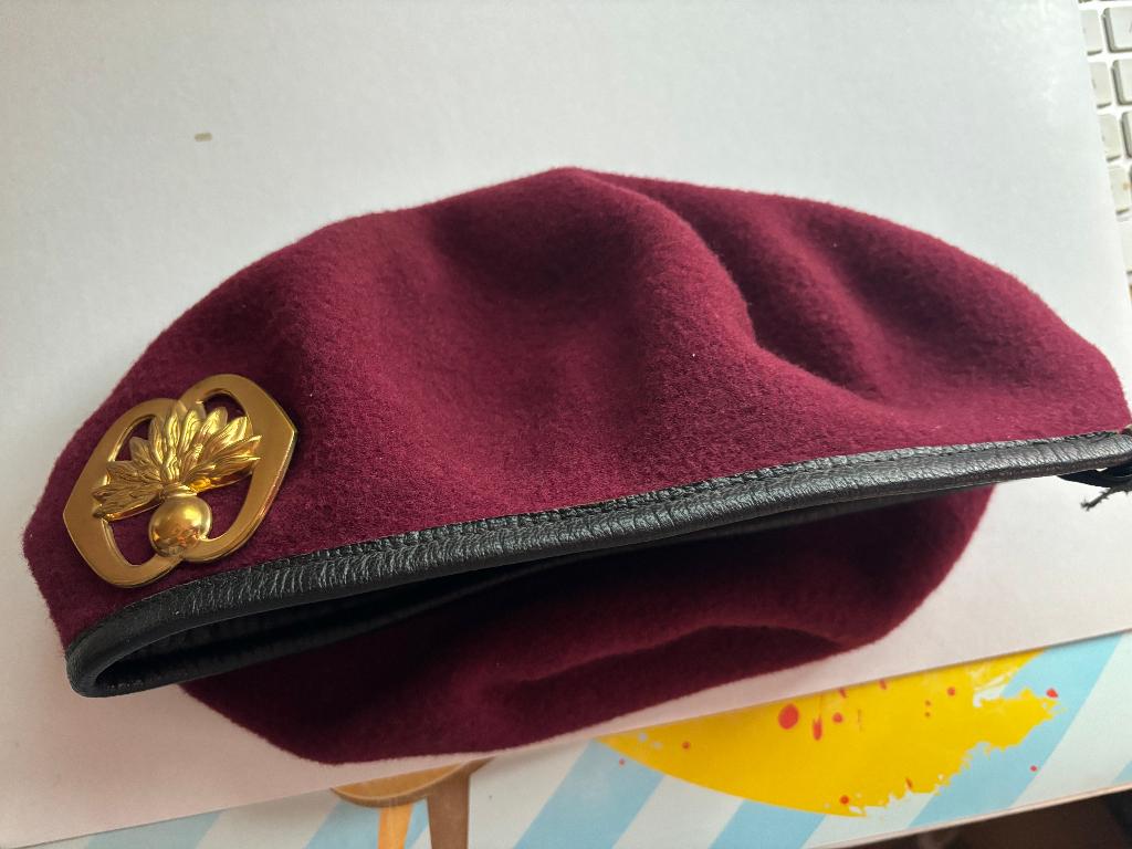 Hassing LMB baret Grenadiers, Verzenden, Landmacht, Nederland, Kleding of Schoenen