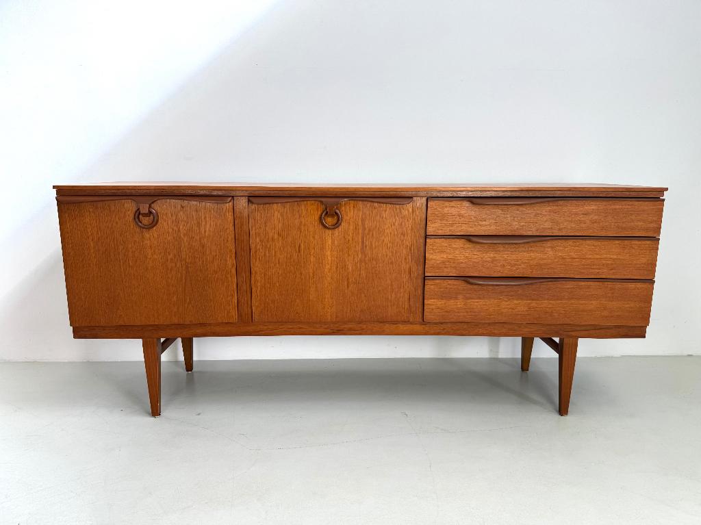 Uniek vintage dressoir, Verzenden, Zo goed als nieuw, 25 tot 50 cm, 150 tot 200 cm