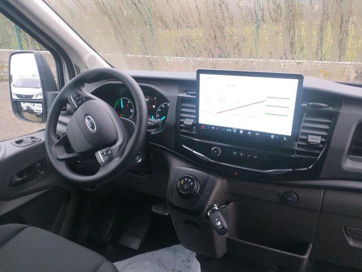 Ford E-Transit 350 L3H2 Ambiente 68 kWh | 180 PK | Winter Pa, Automaat, Gebruikt, Wit, Lichtsensor