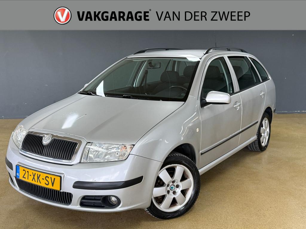 Skoda Fabia Combi 1.4-16V Spirit+ | Trekhaak (bj 2007), Voorwielaandrijving, Gebruikt, 4 cilinders, 82 pk